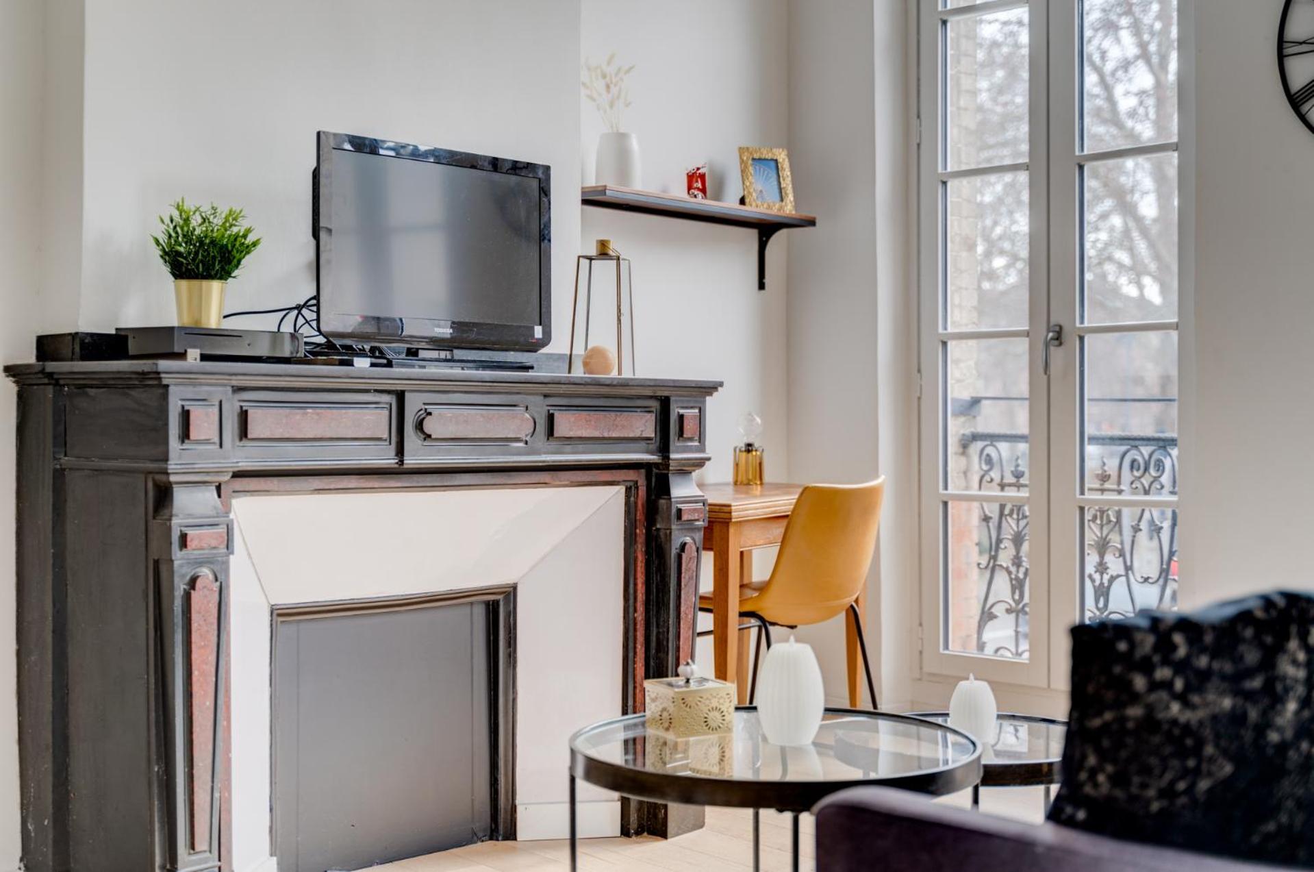 Chic Et Lumineux, Garage, Wifi, Clim Apartment
